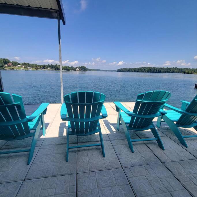 New Home, Dock, Kayaks, Game Room, Water Views Winchester Exterior photo